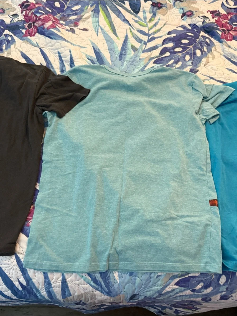 Size L 10-12 Childrens Place/Old Navy Kids graphic tee lot of 3